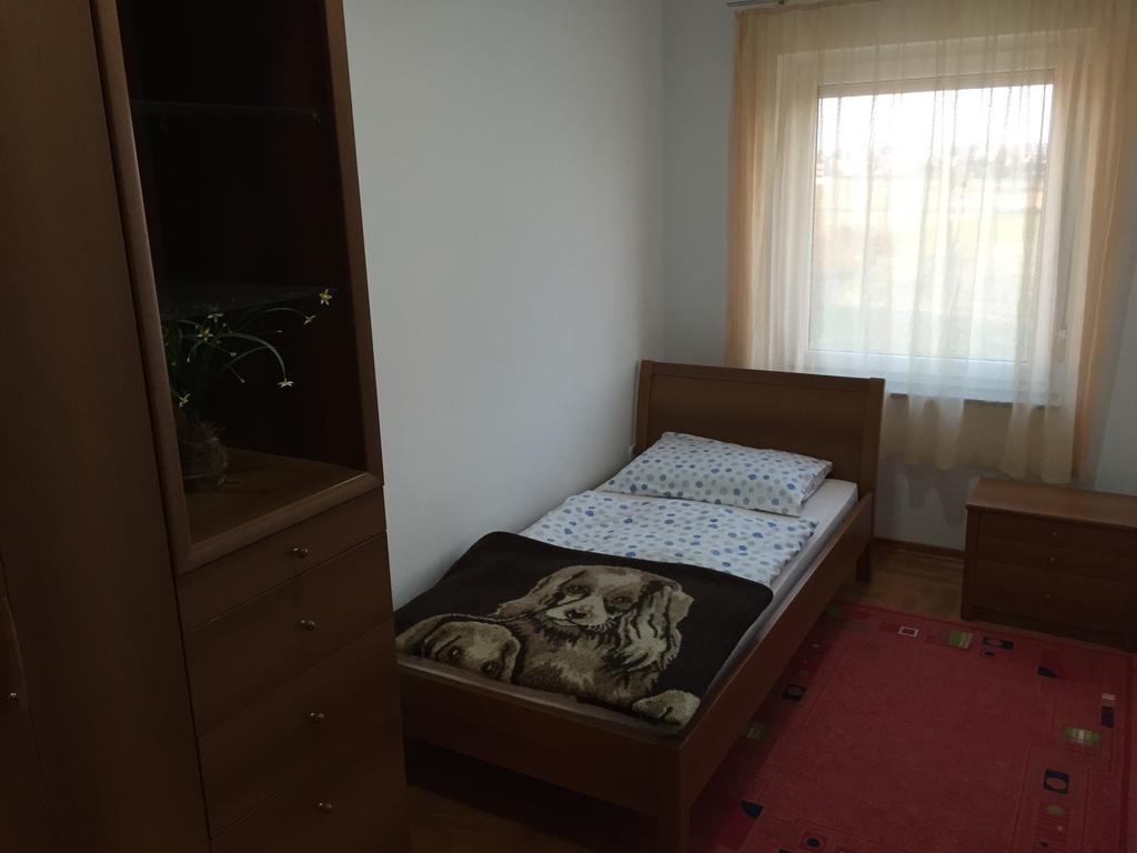Guest House Seperic Jastrebarsko Zimmer foto