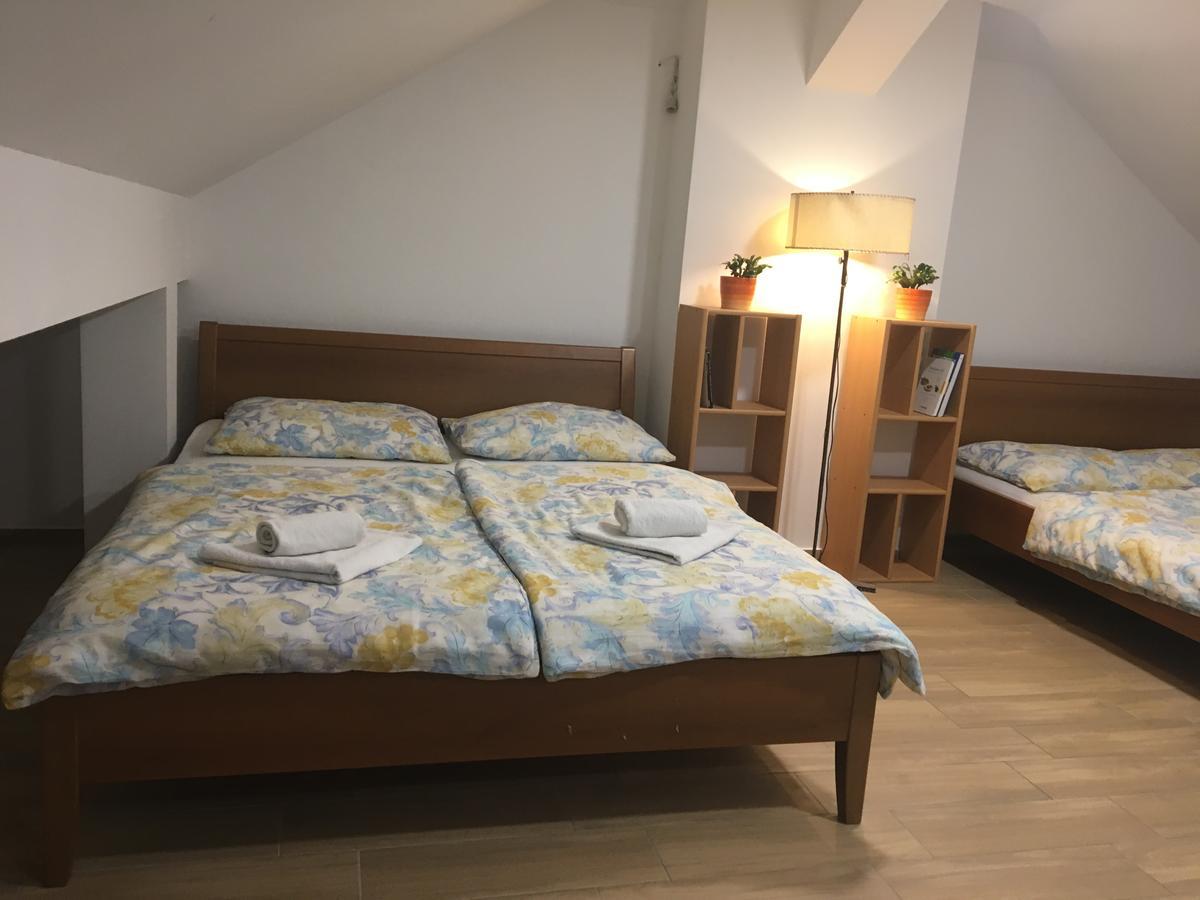 Guest House Seperic Jastrebarsko Zimmer foto